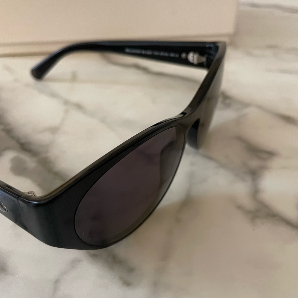 Bellejour Moncler Geometric Sunglasses - Picture 7 of 12